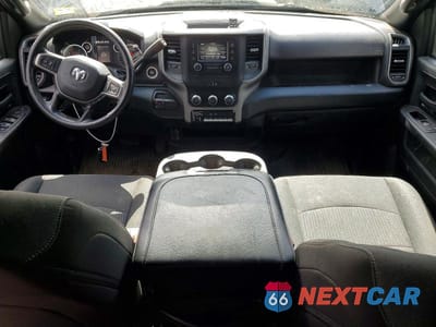 Zdjęcie 8 z 13 samochodu: 2024 RAM 3500 TRADESMAN VIN:3C63R3CLXRG225181 - miniatura