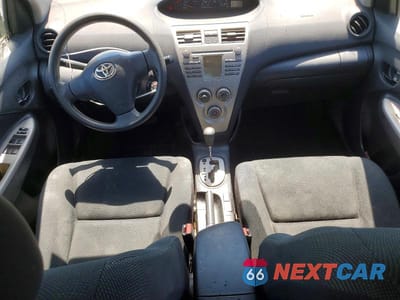 Zdjęcie 8 z 12 samochodu: 2011 TOYOTA YARIS BASE VIN:JTDBT4K37B4081959 - miniatura