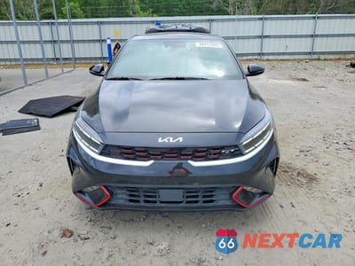 Piąte zdjęcie samochodu w środku: 2024 KIA FORTE GT VIN:3KPF44AC8RE810575 - miniatura