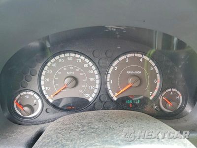 Zdjęcie 9 z 13 samochodu: 2005 JEEP LIBERTY SPORT VIN:1J4GL48K65W601768 - miniatura