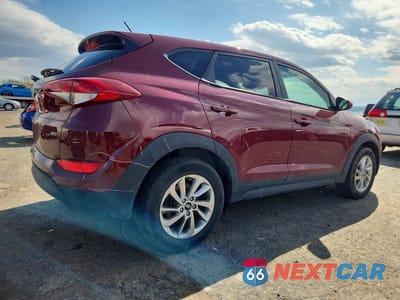 Trzecie zdjęcie samochodu z tyłu: 2018 HYUNDAI TUCSON SE VIN:KM8J2CA44JU823750 - miniatura