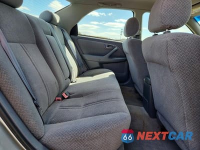 Zdjęcie 10 z 11 samochodu: 2001 TOYOTA CAMRY LE VIN:4T1BG22K51U848217 - miniatura