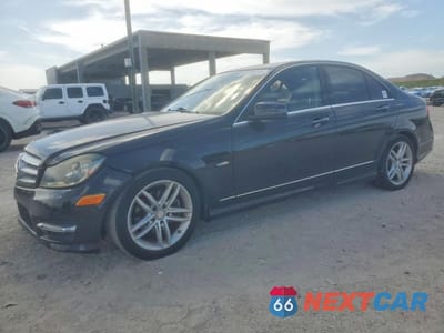 2012 MERCEDES-BENZ C 250 WDDGF4HB9CR232791 - główne zdjęcie licytacji z USA - miniatura
