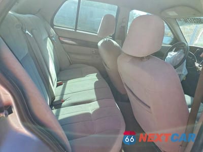 Zdjęcie 10 z 12 samochodu: 2007 MERCURY GRAND MARQUIS GS VIN:2MEFM74V47X602861 - miniatura