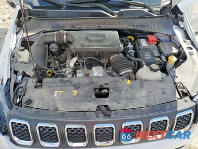 Zdjęcie 12 z 13 samochodu: 2023 JEEP COMPASS LATITUDE VIN:3C4NJDBN2PT514156 - miniatura