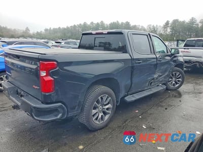 Trzecie zdjęcie samochodu z tyłu: 2021 CHEVROLET SILVERADO K1500 RST VIN:3GCUYEED7MG260433 - miniatura