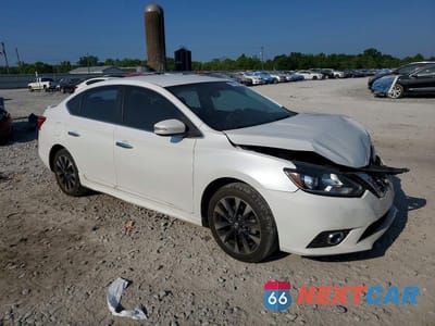 Czwarte zdjęcie samochodu z boku: 2017 NISSAN SENTRA SR VIN:3N1AB7AP2HY225608 - miniatura