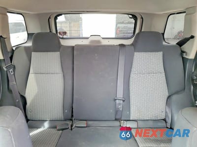 Zdjęcie 10 z 12 samochodu: 2010 JEEP GRAND CHEROKEE LAREDO VIN:1J4PR4GK2AC139866 - miniatura