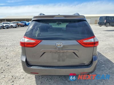 Zdjęcie 6 z 12 samochodu: 2015 TOYOTA SIENNA LE 8-PASSENGER VIN:5TDKK3DC3FS630836 - miniatura