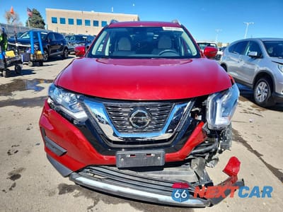 Piąte zdjęcie samochodu w środku: 2020 NISSAN ROGUE SV VIN:5N1AT2MV1LC786015 - miniatura