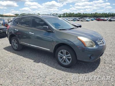Czwarte zdjęcie samochodu z boku: 2015 NISSAN ROGUE SELECT S VIN:JN8AS5MTXFW658001 - miniatura