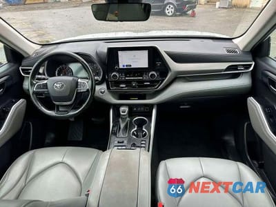 Zdjęcie 7 z 10 samochodu: 2023 TOYOTA HIGHLANDER XLE VIN:5TDKDRBH0PS005064 - miniatura