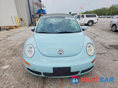 Piąte zdjęcie samochodu w środku: 2006 VOLKSWAGEN NEW BEETLE CONVERTIBLE OPTION PACKAGE 1 VIN:3VWRF31YX6M310980 - miniatura