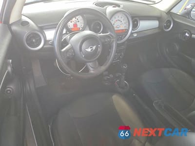 Zdjęcie 8 z 12 samochodu: 2013 MINI COOPER VIN:WMWSU3C57DT688540 - miniatura