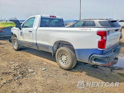 Drugie zdjęcie samochodu z przodu: 2025 CHEVROLET SILVERADO K1500 VIN:3GCNKAEK3SG136198 - miniatura