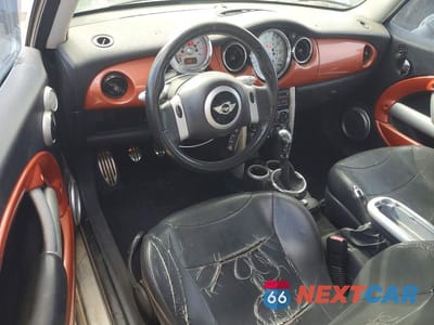 Zdjęcie 8 z 12 samochodu: 2003 MINI COOPER S VIN:WMWRE33453TD63969 - miniatura