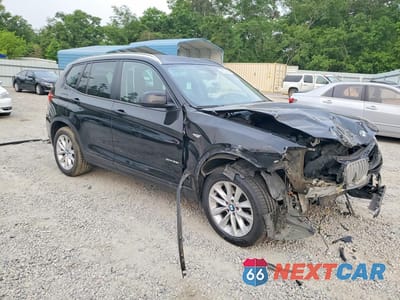 Czwarte zdjęcie samochodu z boku: 2017 BMW X3 SDRIVE28I VIN:5UXWZ7C35H0V89197 - miniatura