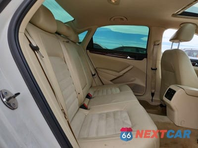 Zdjęcie 10 z 12 samochodu: 2013 VOLKSWAGEN PASSAT SEL VIN:1VWCN7A30DC101346 - miniatura
