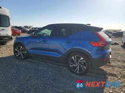 Drugie zdjęcie samochodu z przodu: 2021 VOLVO XC40 T5 R-DESIGN VIN:YV4162UM9M2492854 - miniatura