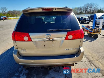 Zdjęcie 6 z 13 samochodu: 2010 TOYOTA SIENNA XLE LIMITED VIN:5TDYK4CC5AS291345 - miniatura