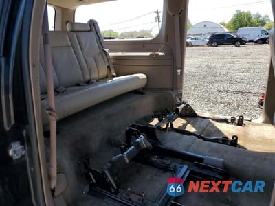 Zdjęcie 11 z 13 samochodu: 2004 GMC YUKON XL K1500 VIN:3GKFK16T04G185863 - miniatura