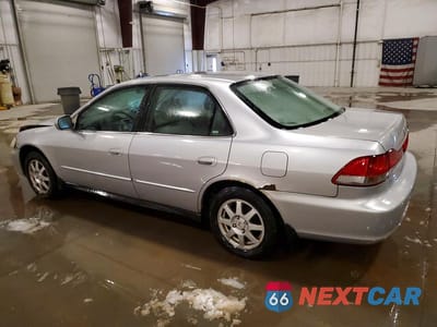 Drugie zdjęcie samochodu z przodu: 2002 HONDA ACCORD SE VIN:JHMCG56702C001045 - miniatura
