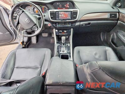 Zdjęcie 8 z 13 samochodu: 2017 HONDA ACCORD TOURING VIN:1HGCR3F91HA030187 - miniatura