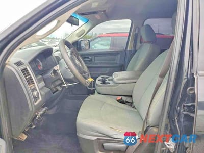 Zdjęcie 7 z 12 samochodu: 2015 RAM 1500 ST VIN:1C6RR6KM9FS577890 - miniatura