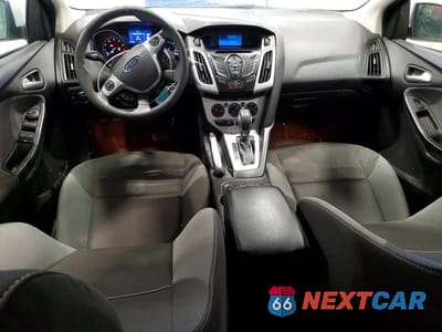 Zdjęcie 8 z 11 samochodu: 2013 FORD FOCUS SE VIN:1FADP3F2XDL231991 - miniatura