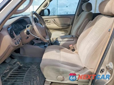 Zdjęcie 7 z 11 samochodu: 2004 TOYOTA TUNDRA SR5 VIN:5TBDT44174S459525 - miniatura