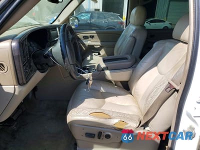 Zdjęcie 7 z 13 samochodu: 2005 CHEVROLET TAHOE K1500 VIN:1GNEK13T15J192033 - miniatura