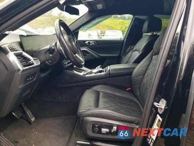 Zdjęcie 7 z 12 samochodu: 2025 BMW X6 XDRIVE40I VIN:5UX33EX02S9X29007 - miniatura