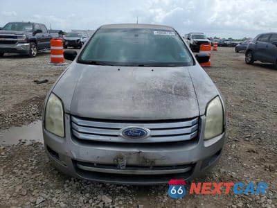 Piąte zdjęcie samochodu w środku: 2009 FORD FUSION VIN:3FAHP06Z89R173658 - miniatura