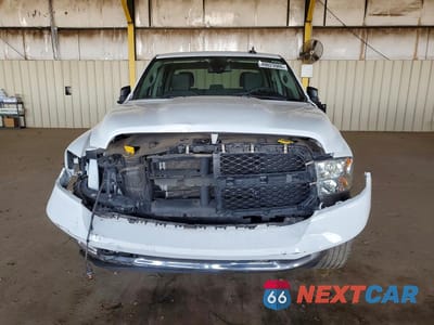 Piąte zdjęcie samochodu w środku: 2023 RAM 1500 CLASSIC TRADESMAN VIN:3C6RR7KG9PG662334 - miniatura