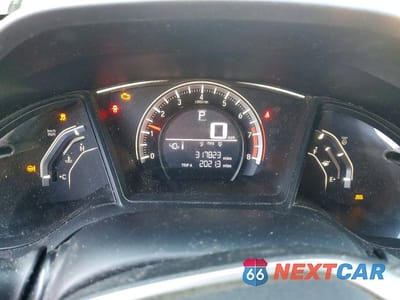 Zdjęcie 9 z 12 samochodu: 2016 HONDA CIVIC LX VIN:19XFC2F51GE019738 - miniatura