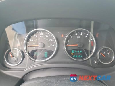 Zdjęcie 9 z 13 samochodu: 2010 JEEP PATRIOT SPORT VIN:1J4NF2GB9AD622365 - miniatura