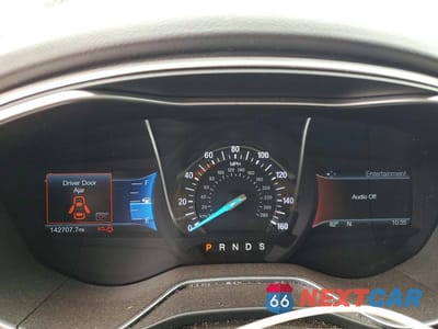 Zdjęcie 9 z 13 samochodu: 2016 FORD FUSION SE VIN:3FA6P0H7XGR356740 - miniatura