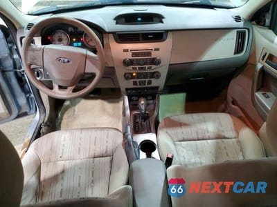 Zdjęcie 8 z 13 samochodu: 2009 FORD FOCUS SE VIN:1FAHP35N69W153745 - miniatura
