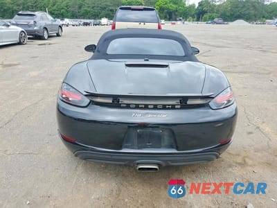 Zdjęcie 6 z 12 samochodu: 2017 PORSCHE BOXSTER VIN:WP0CA2A85HS220583 - miniatura