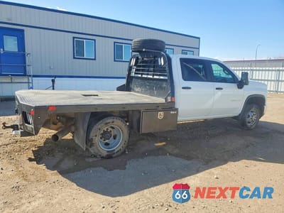 Trzecie zdjęcie samochodu z tyłu: 2024 CHEVROLET SILVERADO K3500 VIN:1GB4YSEY7RF307099 - miniatura