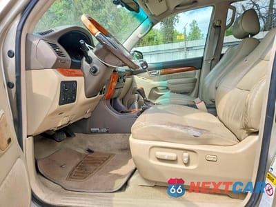 Zdjęcie 7 z 13 samochodu: 2004 LEXUS GX 470 VIN:JTJBT20X640035086 - miniatura