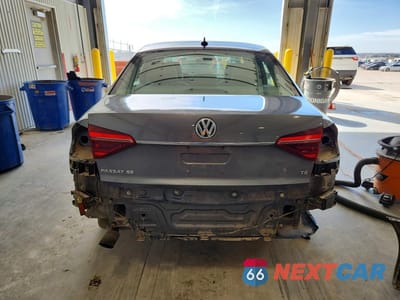 Zdjęcie 6 z 13 samochodu: 2017 VOLKSWAGEN PASSAT SE VIN:1VWGT7A37HC004755 - miniatura