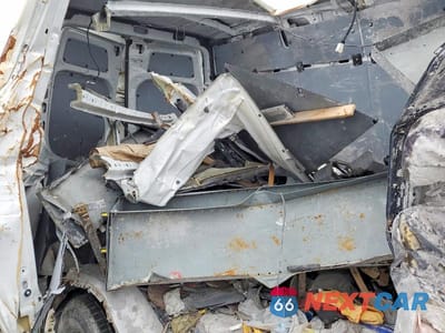 Zdjęcie 10 z 12 samochodu: 2016 MERCEDES BENZ SPRINTER 2500 UTILITY / SERVICE VAN VIN:WD3PE7DD9GP280454 - miniatura