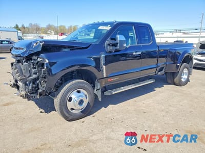 2024 FORD F350 SUPER DUTY 1FT8X3DM7RED08019 - główne zdjęcie licytacji z USA - miniatura