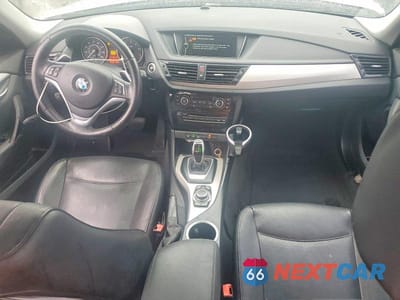 Zdjęcie 8 z 13 samochodu: 2015 BMW X1 SDRIVE28I VIN:WBAVM1C54FV498316 - miniatura