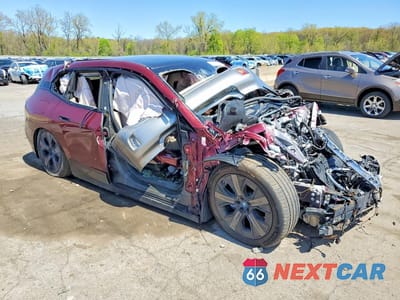 Czwarte zdjęcie samochodu z boku: 2024 BMW IX XDRIVE50 VIN:WB523CF01RCN84716 - miniatura
