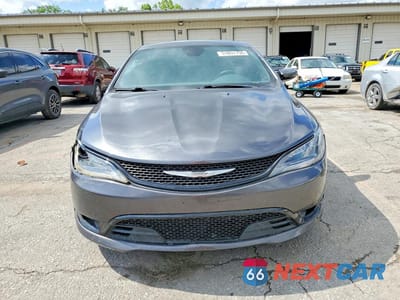 Piąte zdjęcie samochodu w środku: 2015 CHRYSLER 200 S VIN:1C3CCCDGXFN630329 - miniatura