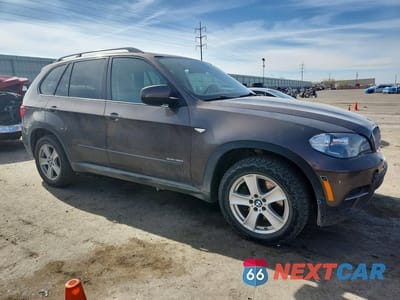 Czwarte zdjęcie samochodu z boku: 2012 BMW X5 XDRIVE35D VIN:5UXZW0C56CL663409 - miniatura