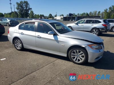Czwarte zdjęcie samochodu z boku: 2006 BMW 325 XI VIN:WBAVD13586KV03972 - miniatura