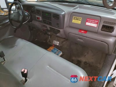 Zdjęcie 8 z 11 samochodu: 1999 FORD F350 SUPER DUTY VIN:1FDWF36S6XED12559 - miniatura